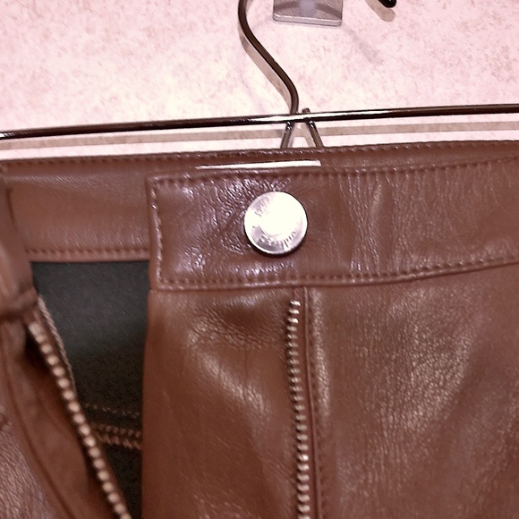NWT Wilfred Melina Cognac Vegan Leather Pants, 5 Pocket, Size 6 - Picture 8 of 10